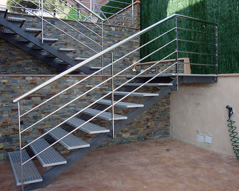 Imagen para Producto Escaleras de cliente Cerrajería García